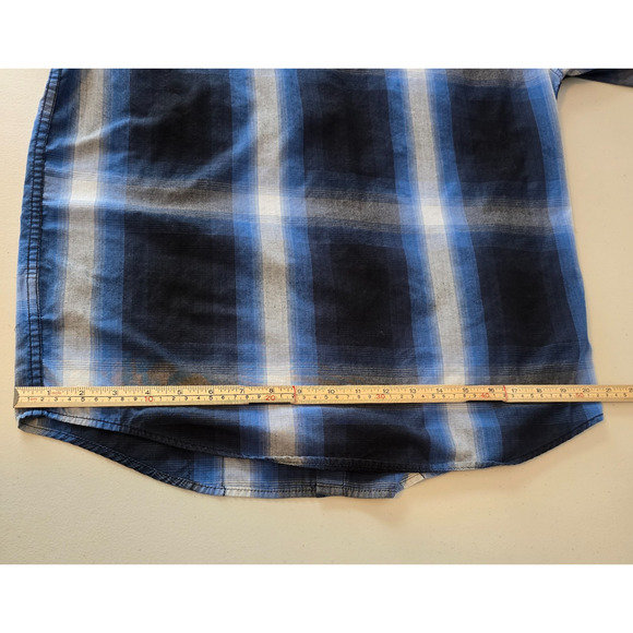 Urban Pipeline Button Down Flannel Shirt Men's M Blue White Easy-Care Fabric - Picture 10 of 16